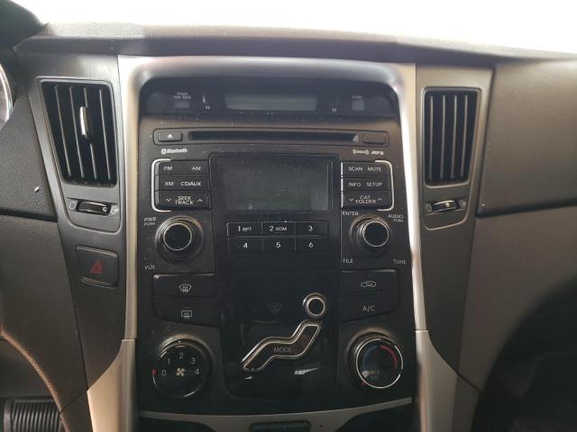 Photo 9 from auction – 2011 HYUNDAI SONATA with VIN 5NPEB4AC0BH215402