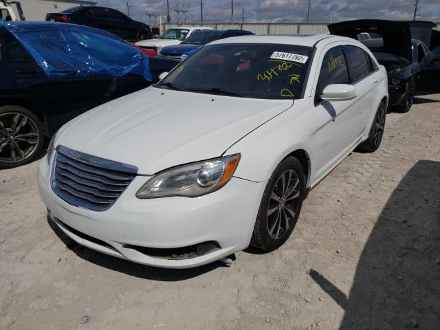 Photo 2 from auction – 2012 CHRYSLER 200 S with VIN 1C3CCBHG0CN304782