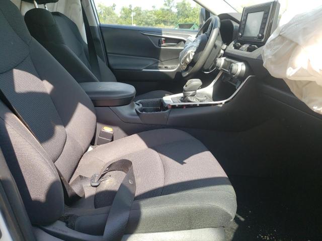Photo 5 from auction – 2021 TOYOTA RAV4 LE with VIN 2T3F1RFV4MW142917