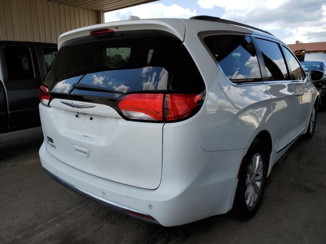 Photo 4 from auction – 2017 CHRYSLER PACIFICA T with VIN 2C4RC1BG7HR501273
