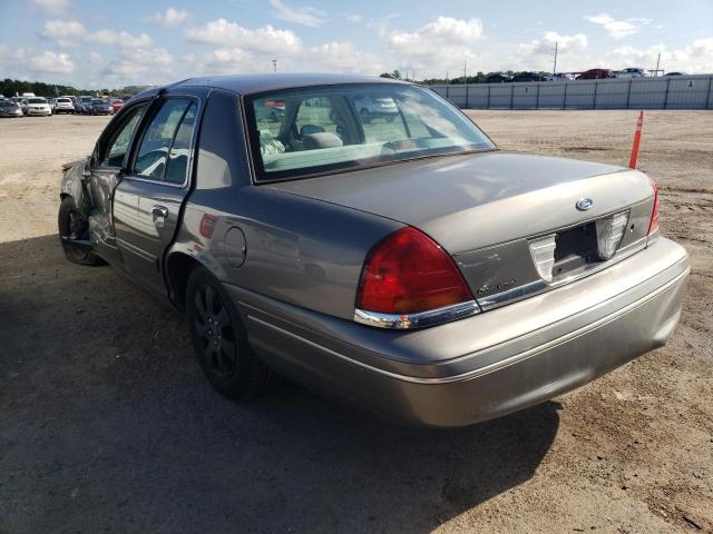 Photo 3 from auction – 1999 FORD CROWN VICT with VIN 2FAFP73W7XX222440