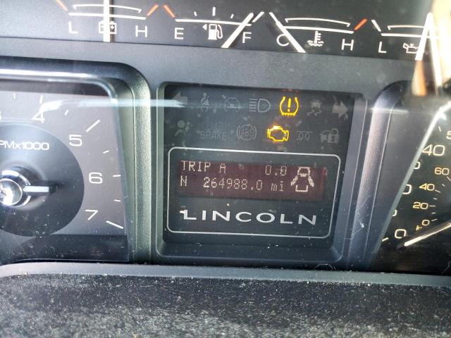 Photo 8 from auction – 2011 LINCOLN NAVIGATOR with VIN 5LMJJ3J57BEJ04013
