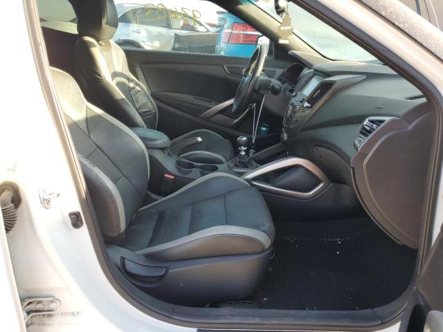 Photo 5 from auction – 2016 HYUNDAI VELOSTER T with VIN KMHTC6AE3GU303189