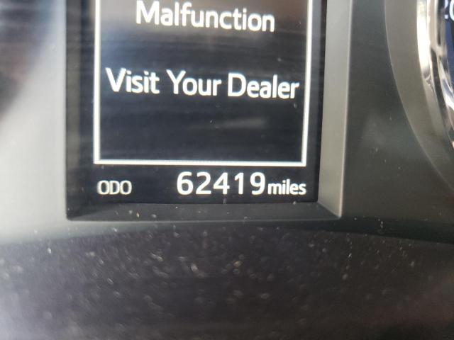 Photo 8 from auction – 2018 TOYOTA COROLLA L with VIN 2T1BURHE4JC968949