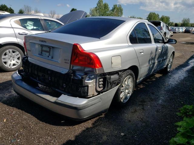 Photo 4 from auction – 2004 VOLVO S60 2.5T with VIN YV1RH59H142342647