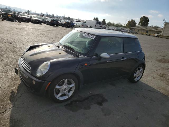 Photo 2 from auction – 2006 MINI COOPER with VIN WMWRC33566TK17046
