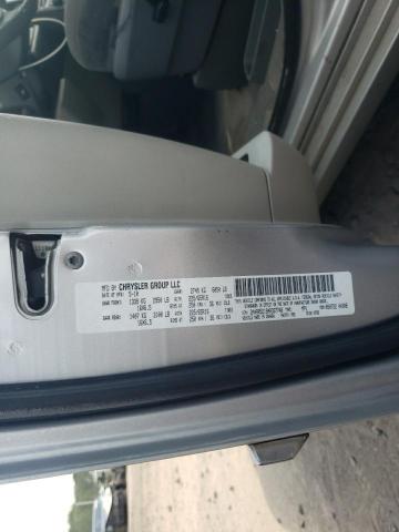 Photo 10 from auction – 2010 CHRYSLER TOWN & COU with VIN 2A4RR5D19AR337748