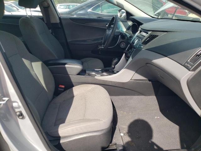 Photo 5 from auction – 2011 HYUNDAI SONATA with VIN 5NPEB4AC6BH215288