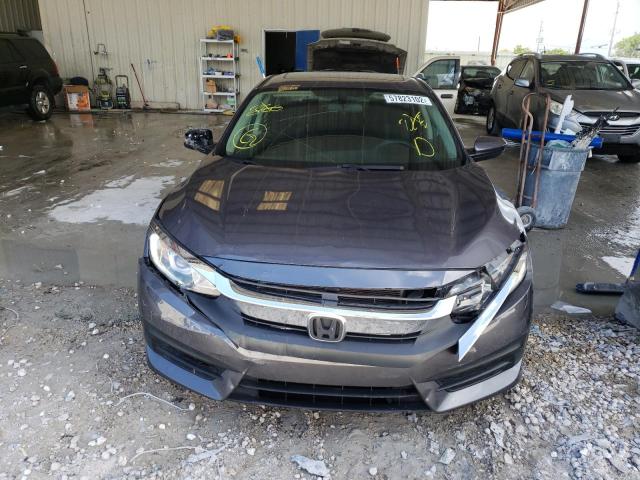 Photo 9 from auction – 2018 HONDA CIVIC EX with VIN 2HGFC2F72JH566001