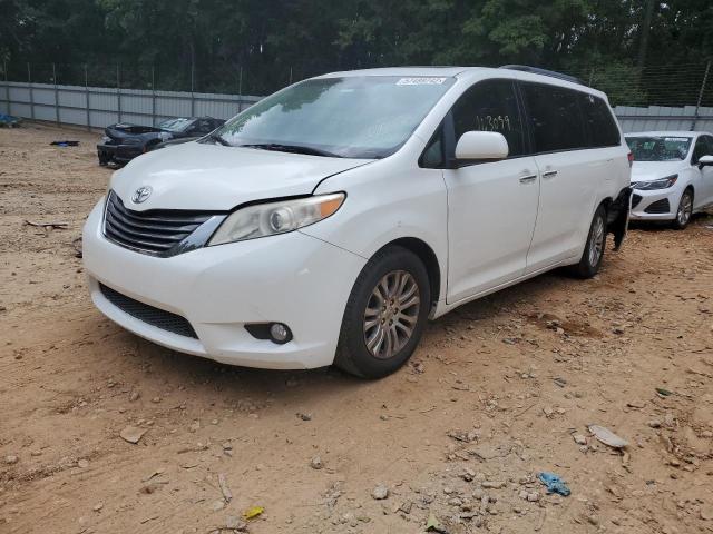 Photo 2 from auction – 2013 TOYOTA SIENNA XLE with VIN 5TDYK3DC3DS319849