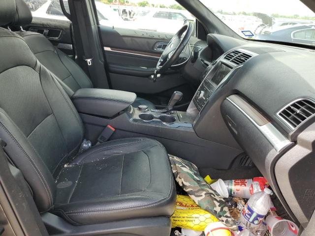 Photo 5 from auction – 2017 FORD EXPLORER L with VIN 1FM5K8F80HGC68184