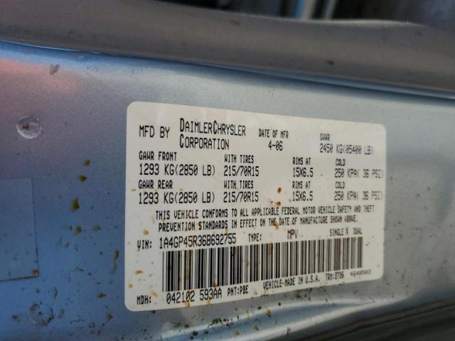 Photo 10 from auction – 2006 CHRYSLER TOWN & COU with VIN 1A4GP45R36B692755