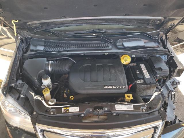 Photo 7 from auction – 2016 CHRYSLER TOWN & COU with VIN 2C4RC1BG5GR166559