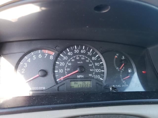 Photo 8 from auction – 2005 TOYOTA COROLLA CE with VIN JTDBR32E252063749