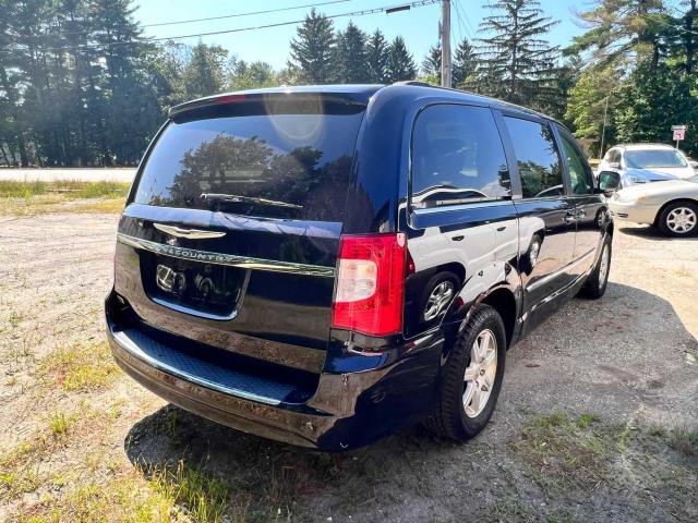Photo 4 from auction – 2011 CHRYSLER TOWN & COU with VIN 2A4RR5DGXBR702010