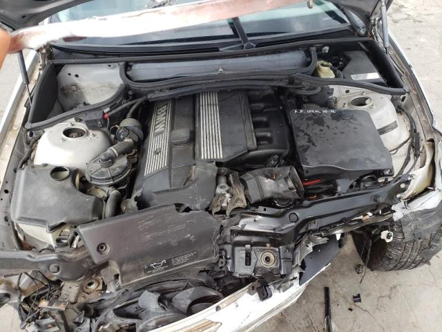 Photo 7 from auction – 2004 BMW 325 I with VIN WBAEV33484KR30114