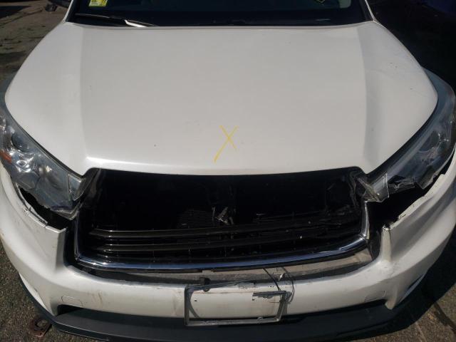 Фото 7 с аукциона – 2016 TOYOTA HIGHLANDER с VIN 5TDBKRFH5GS291705