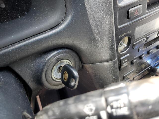 Photo 9 from auction – 1998 LEXUS ES 300 with VIN JT8BF28G5W0143747