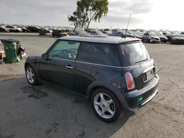 Photo 3 from auction – 2006 MINI COOPER with VIN WMWRC33566TK17046