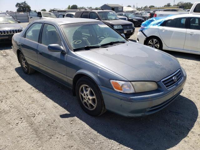 TOYOTA CAMRY CE 2000 with VIN JT2BG22K3Y0526786 - Photo from auction