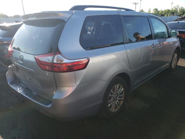 Photo 4 from auction – 2017 TOYOTA SIENNA XLE with VIN 5TDYZ3DC6HS834829