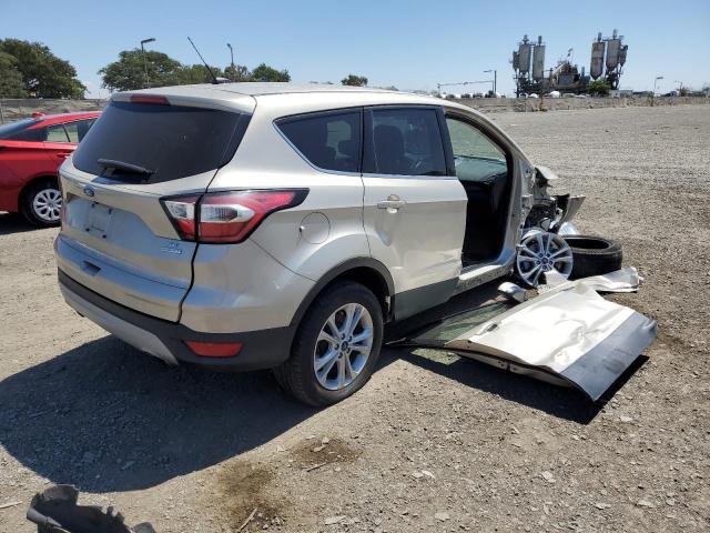 Photo 4 from auction – 2017 FORD ESCAPE SE with VIN 1FMCU0GD4HUD29083