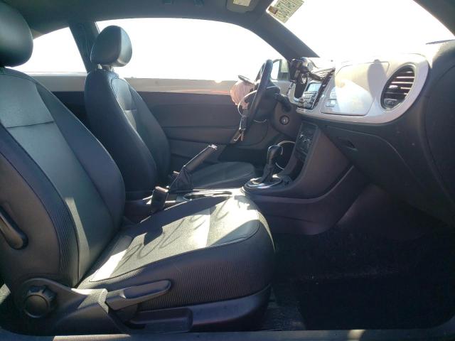 Photo 5 from auction – 2012 VOLKSWAGEN BEETLE with VIN 3VWJX7AT1CM658751