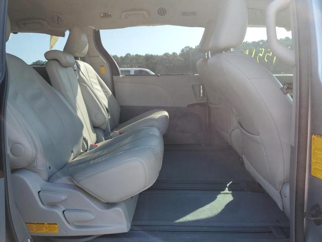 Photo 6 from auction – 2014 TOYOTA SIENNA XLE with VIN 5TDYK3DC9ES424283