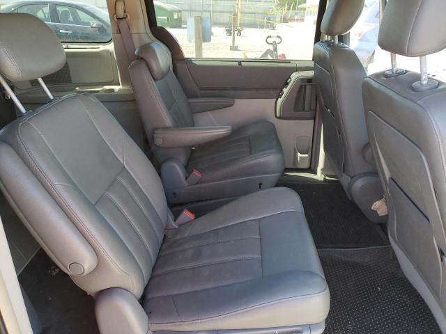 Photo 6 from auction – 2008 CHRYSLER TOWN & COU with VIN 2A8HR54P88R736577