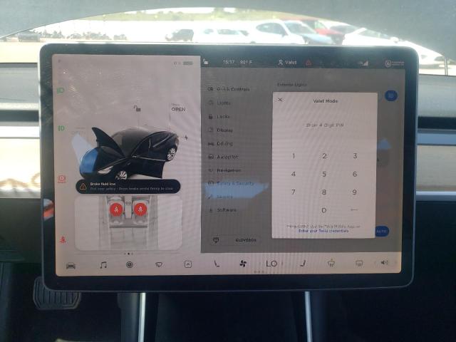 Photo 8 from auction – 2018 TESLA MODEL 3 with VIN 5YJ3E1EB2JF086705