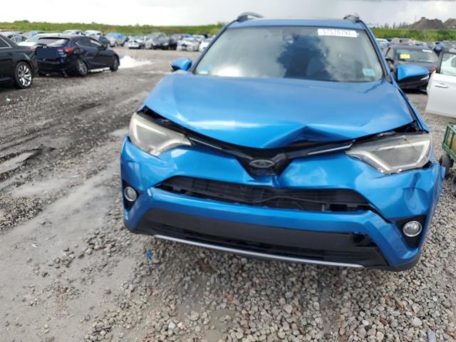 Photo 9 from auction – 2017 TOYOTA RAV4 XLE with VIN JTMWFREV4HJ114607
