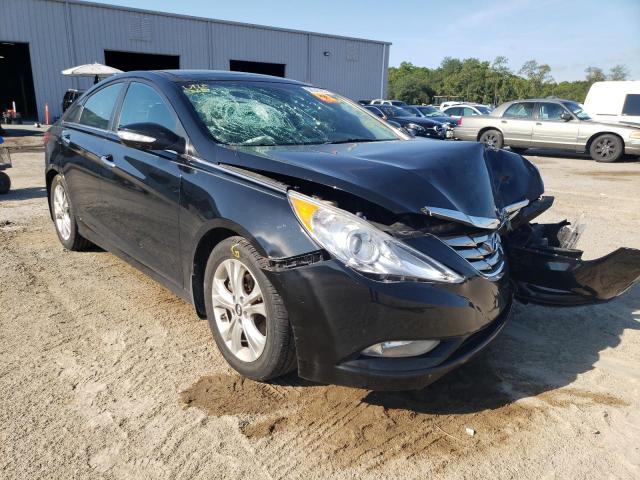HYUNDAI SONATA SE 2013 with VIN 5NPEC4AC7DH677682 - Photo from auction