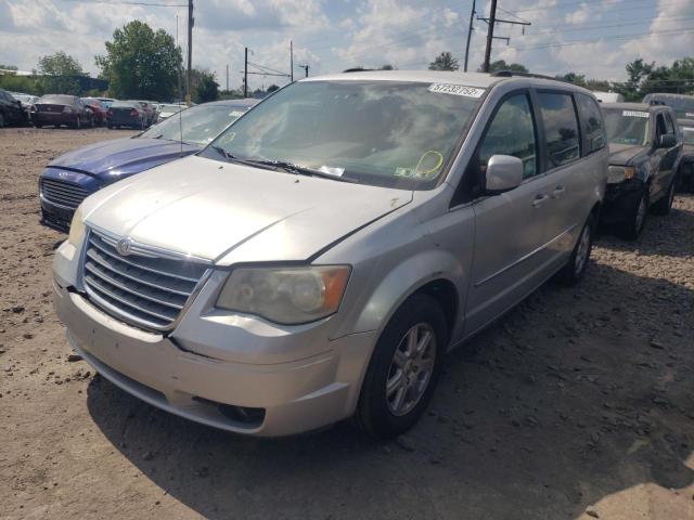 Photo 2 from auction – 2010 CHRYSLER TOWN & COU with VIN 2A4RR5D19AR337748