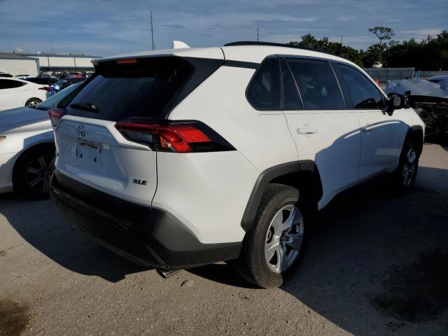 Photo 4 from auction – 2019 TOYOTA RAV4 XLE with VIN JTMW1RFV6KD019050