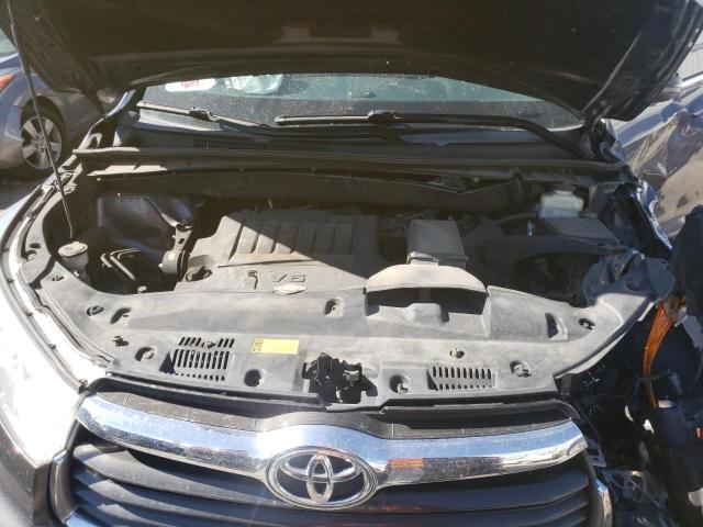 Photo 7 from auction – 2015 TOYOTA HIGHLANDER with VIN 5TDJKRFHXFS190329