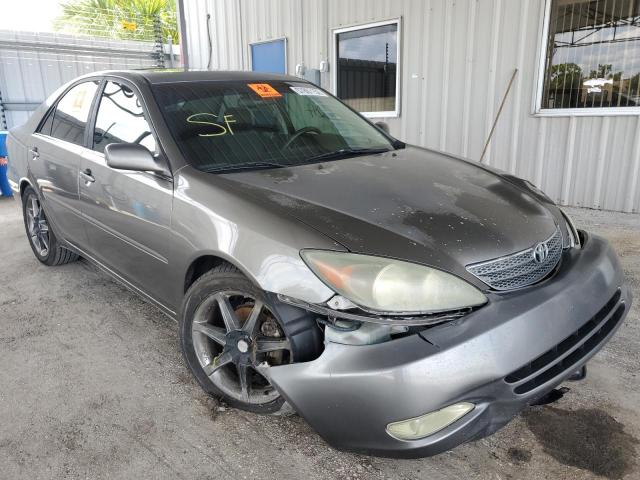 TOYOTA CAMRY LE 2004 with VIN 4T1BE32K54U807537 - Photo from auction