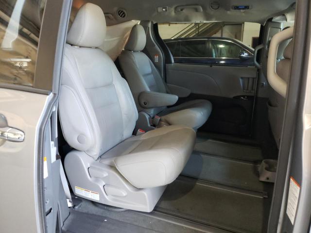Photo 6 from auction – 2015 TOYOTA SIENNA XLE with VIN 5TDDK3DC2FS095376