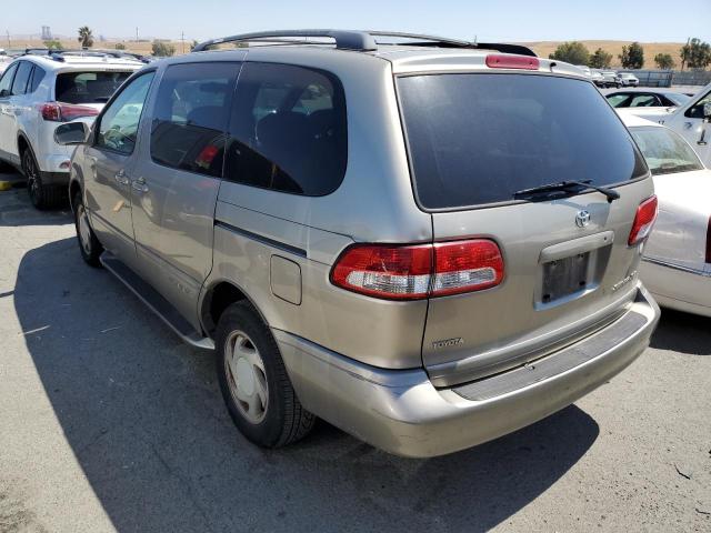 Photo 3 from auction – 2000 TOYOTA SIENNA with VIN 4T3ZF13C41U398716