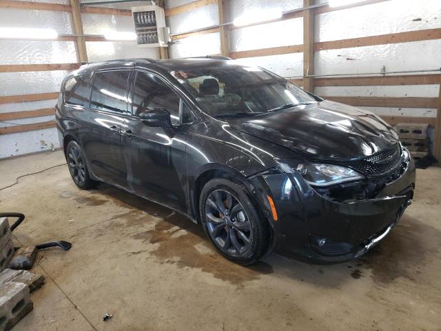 CHRYSLER PACIFICA L 2020 with VIN 2C4RC1GG8LR173427 - Photo from auction