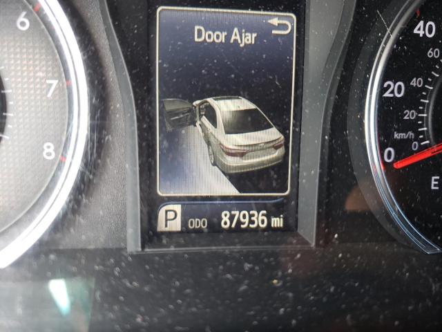 Photo 8 from auction – 2017 TOYOTA CAMRY LE with VIN 4T1BF1FKXHU345526