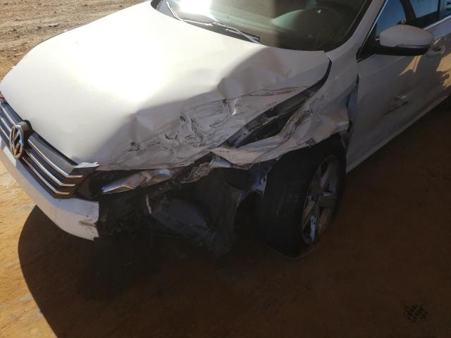 Photo 9 from auction – 2013 VOLKSWAGEN PASSAT SE with VIN 1VWBP7A39DC034381