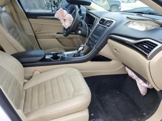 Photo 5 from auction – 2016 FORD FUSION SE with VIN 3FA6P0HD6GR295182