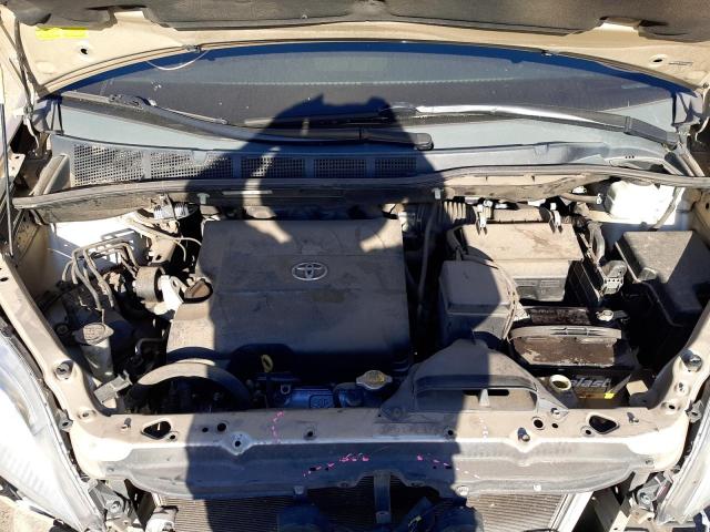 Photo 7 from auction – 2011 TOYOTA SIENNA XLE with VIN 5TDYK3DC7BS052986