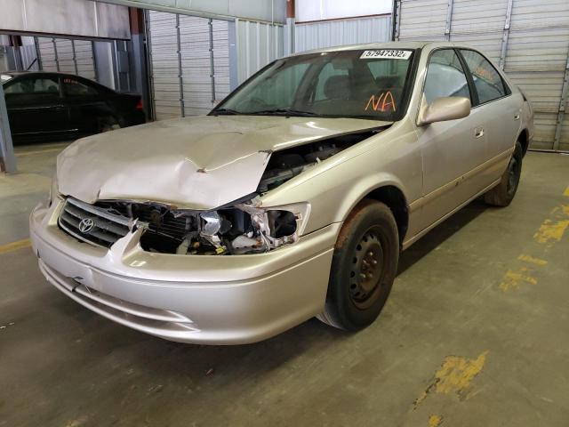 Photo 2 from auction – 2000 TOYOTA CAMRY CE with VIN 4T1BG22K7YU990353
