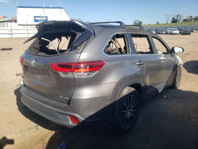 Photo 4 from auction – 2017 TOYOTA HIGHLANDER with VIN 5TDJZRFH7HS373184