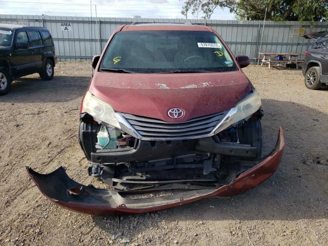 Photo 9 from auction – 2012 TOYOTA SIENNA XLE with VIN 5TDYK3DC1CS230604