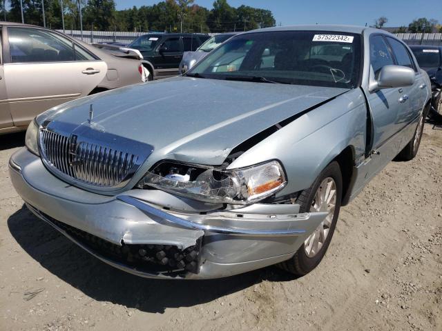 Photo 2 from auction – 2007 LINCOLN TOWN CAR S with VIN 1LNHM81VX7Y639946