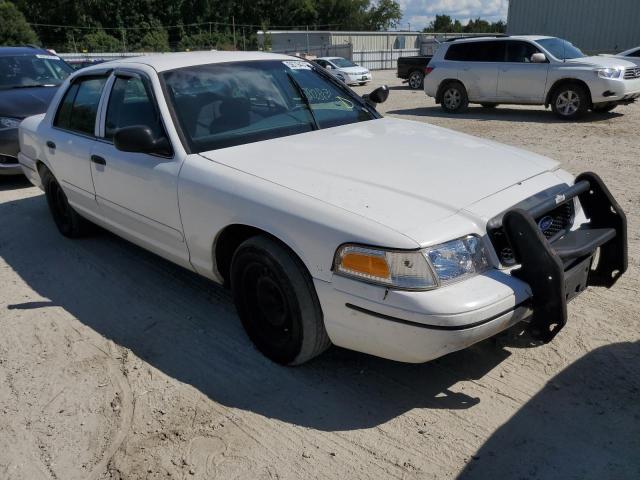 FORD CROWN VICT 2000 with VIN 2FAFP71WXYX199532 - Photo from auction