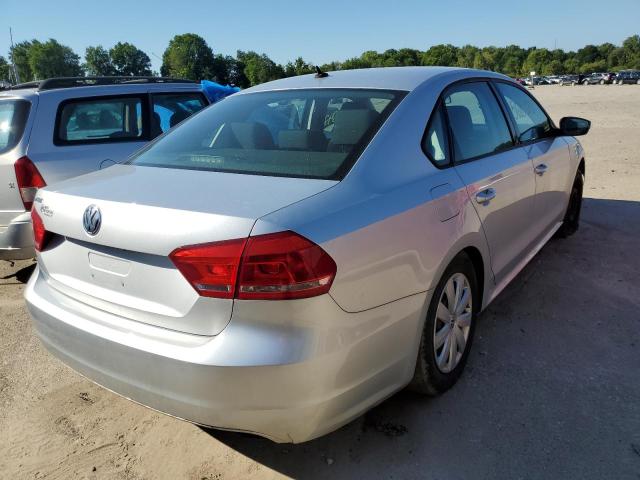 Photo 4 from auction – 2013 VOLKSWAGEN PASSAT S with VIN 1VWAP7A3XDC070592