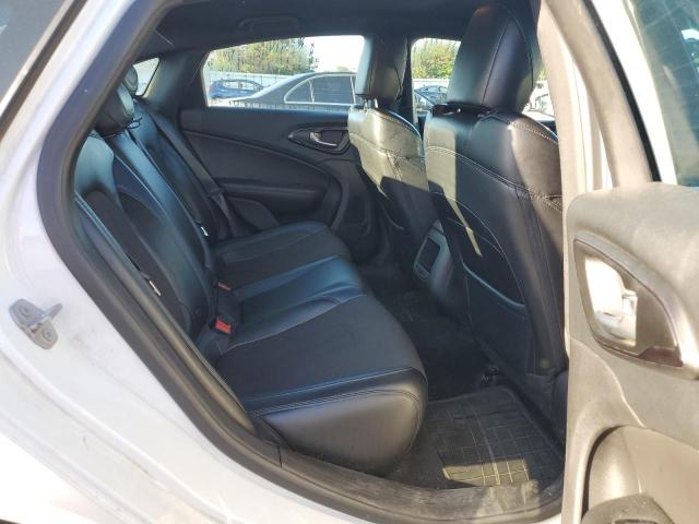 Photo 6 from auction – 2016 CHRYSLER 200 S with VIN 1C3CCCBB8GN108632